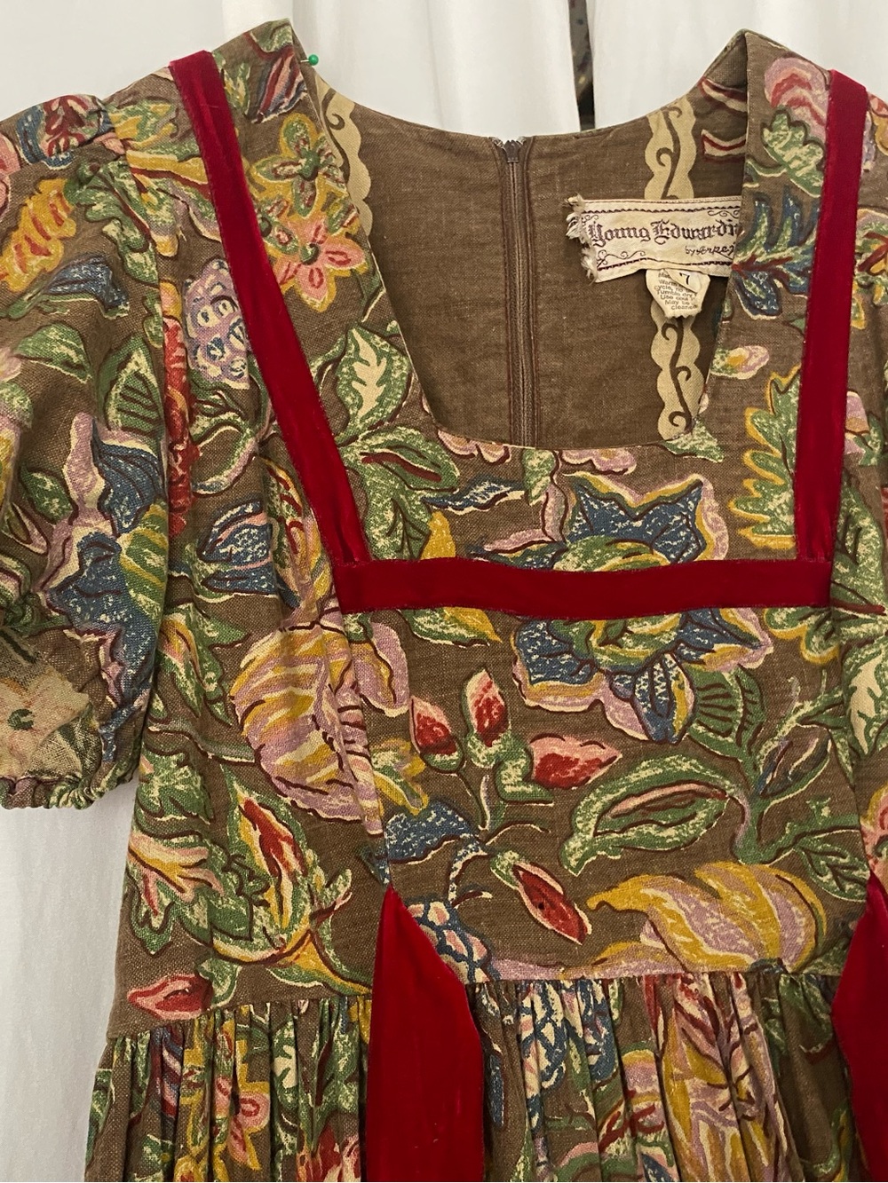 Vintage 1970s Young Edwardian by Arpeja Tapestry Floral Maxi Dress - PrairieBoho - Picture 4 of 6